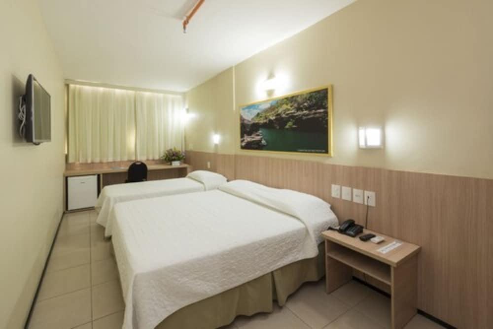 Hotel Express Arrey - 特雷西纳 外观 照片